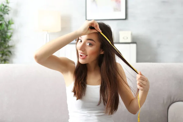 7 dicas infalíveis para fazer o cabelo crescer mais rápido naturalmente.